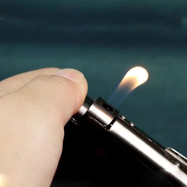 Windproof Smoking Cigarette Box, Metal Cigarette Case With Butane Gas Lighter, Lighter Gadget For Men, Cigarette Holder Windproof Smoking Cigarette Box, Metal Cigarette Case With Butane Gas Lighter, Lighter Gadget For Men, Cigarette Holder